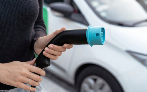 Малое количество мест зарядки тормозит продажи электромобилей в Эстонии